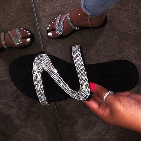 2020 cross-border exclusively for large-size European and American new sandals and slippers women's summer diamond set toe flat-bottom wear non-slip flip-flops