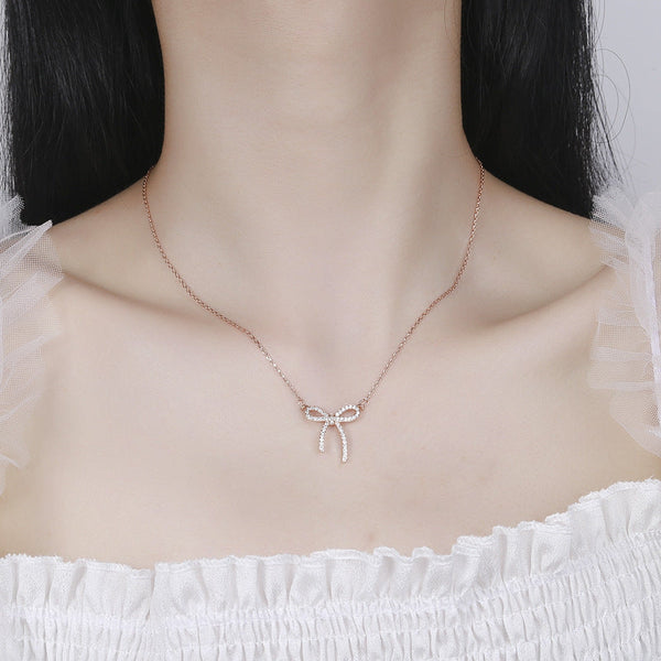 Clavicle necklace